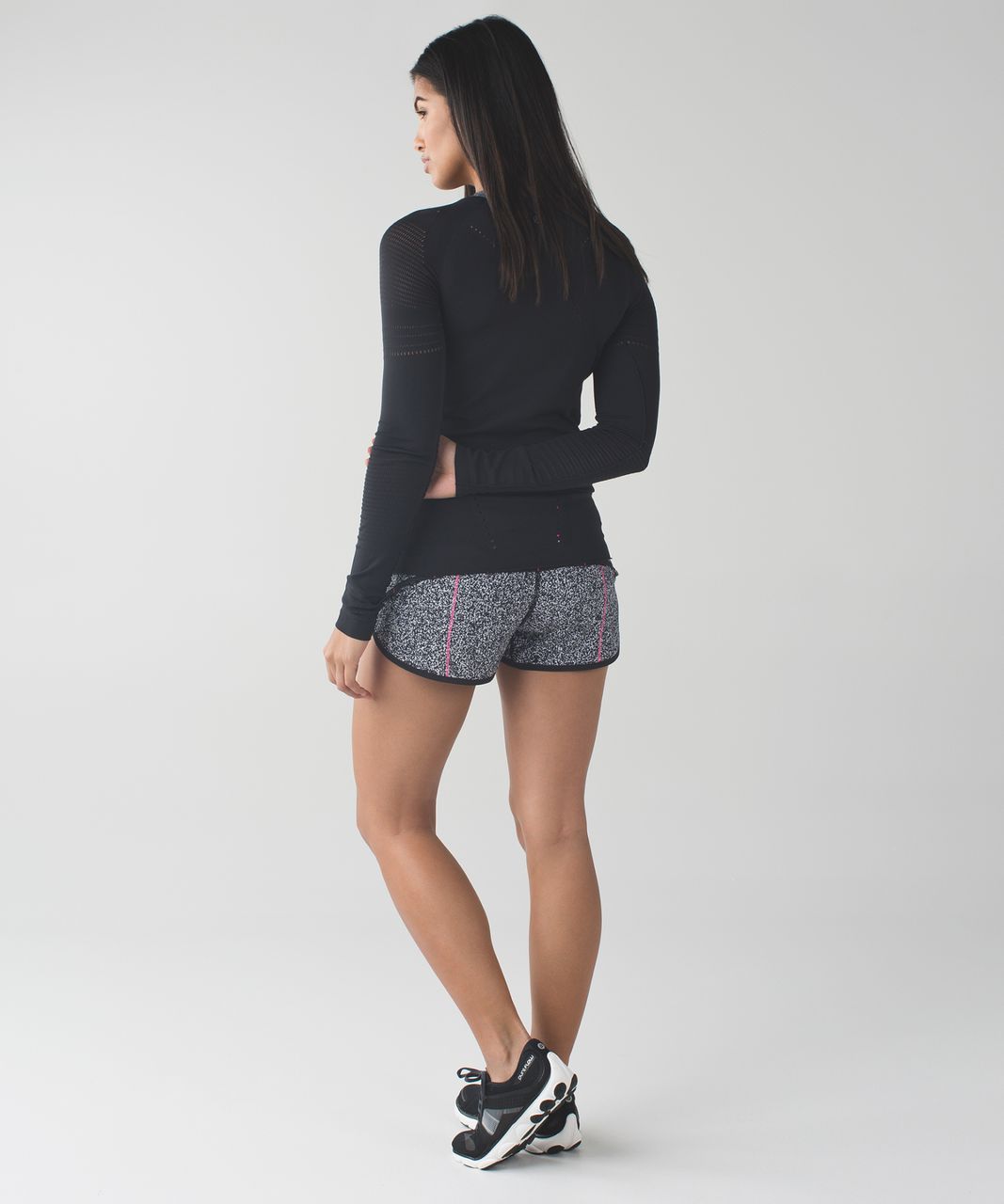 Lululemon Speed Short *4-way Stretch 2.5" - Flashback Static White Black / Black / Raspberry Glo Light