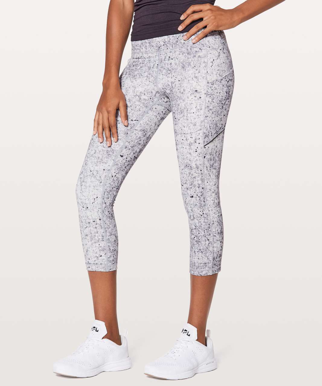 Lululemon Speed Up Crop 21" - Antiqued Alpine White Multi