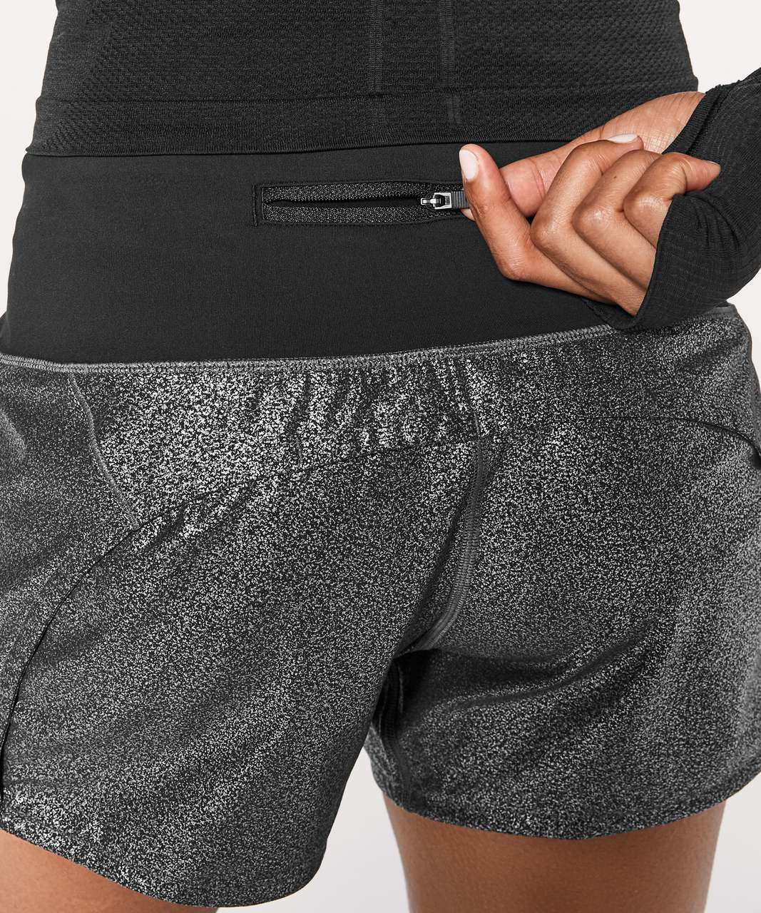 Lululemon Run Times Short II 4 - Luminosity Foil Print Black Silver / Black  - lulu fanatics