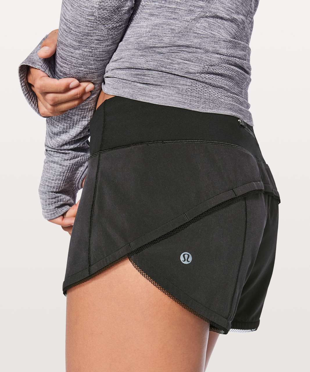 Lululemon Speed Up Short *Awaken 2.5" - Black