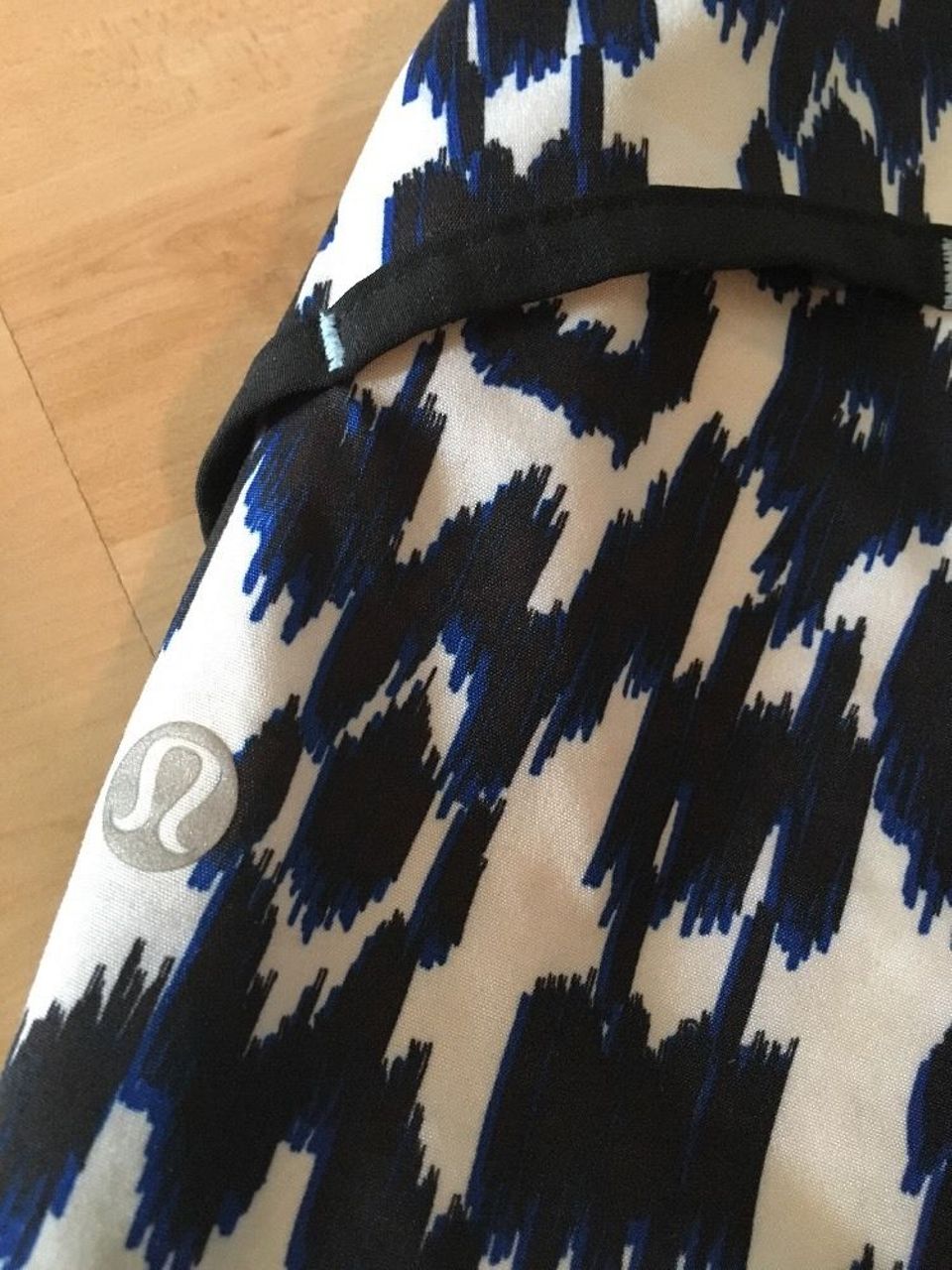 Lululemon Speed Short - Ikat