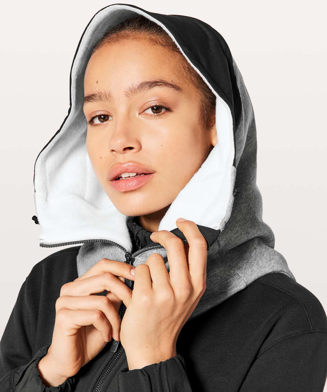 Lululemon Burrow In Snood - Heathered Medium Grey / Black - lulu fanatics