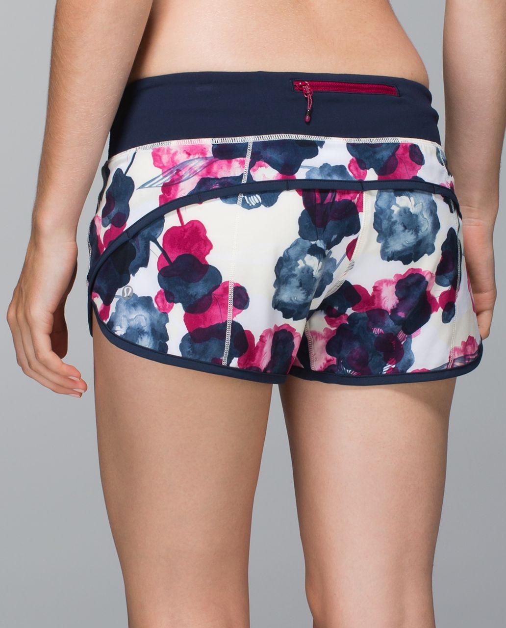 RARE Lululemon Seawheeze Speed Up Short Coral Floral Cherry Blossom