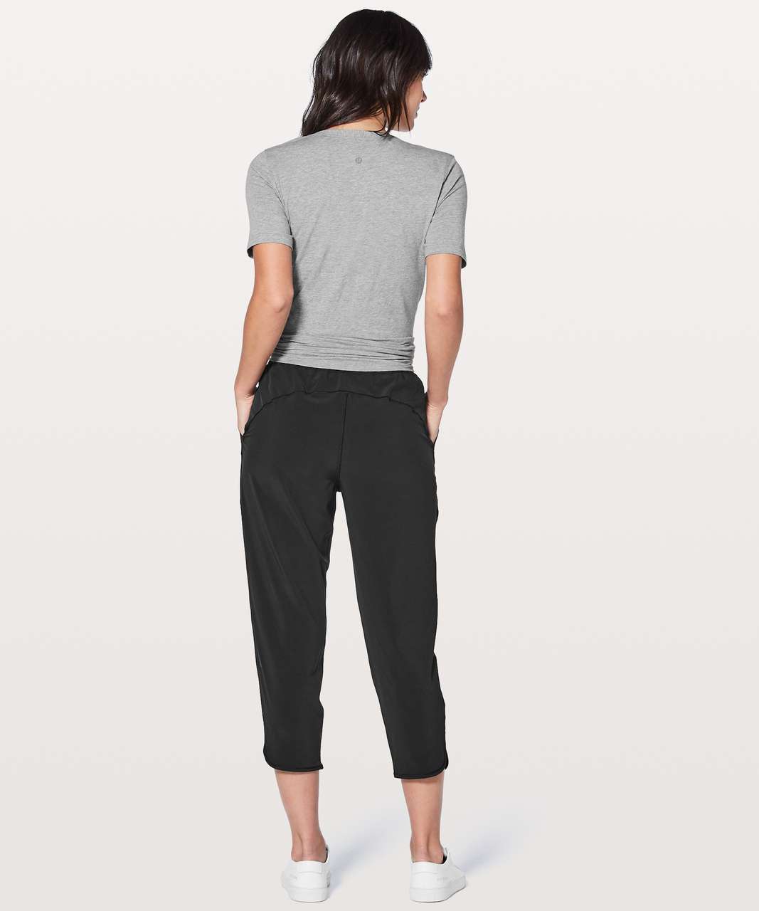 Lululemon Final Play Crop *23