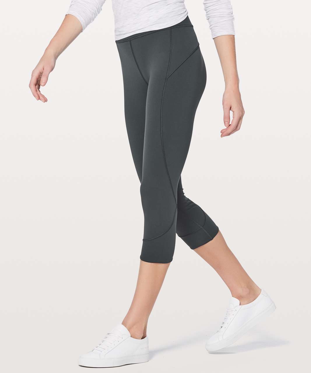 Lululemon In Movement Crop *Everlux 19" - Deep Coal