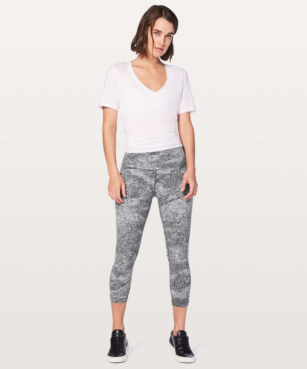 Lululemon Align Crop 21 - Area Ice Grey - lulu fanatics