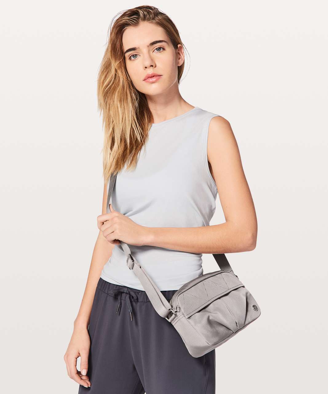 Lululemon City Adventurer Crossbody 3L - Dark Chrome