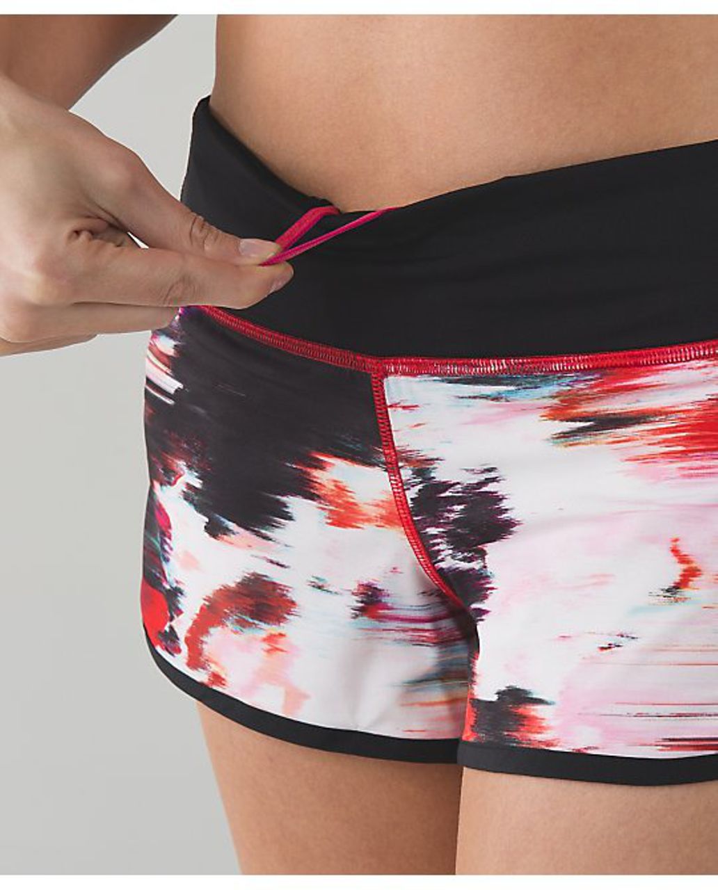 Lululemon Speed Short - Pigment Wind Duck Sauce