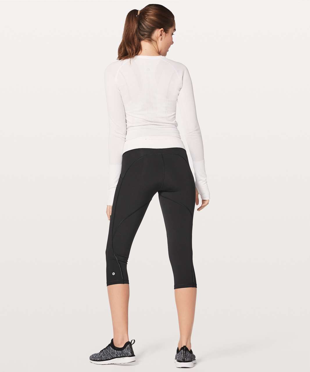 Lululemon Quick Feet Crop 19 - Black / White - lulu fanatics