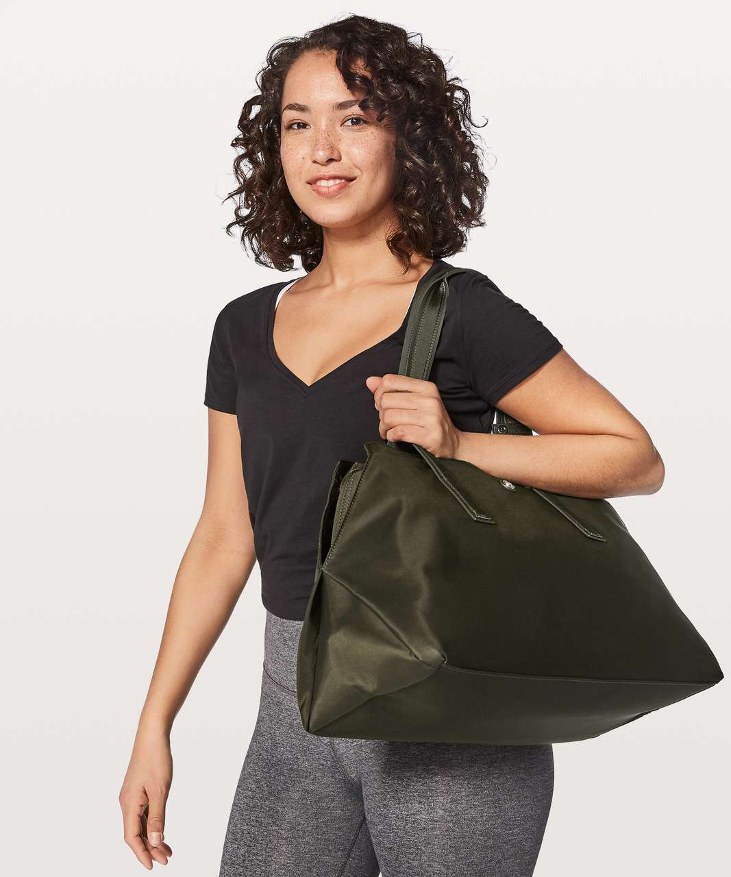 Lululemon Go Getter Bag *Heatproof Pocket 26L - Dark Olive