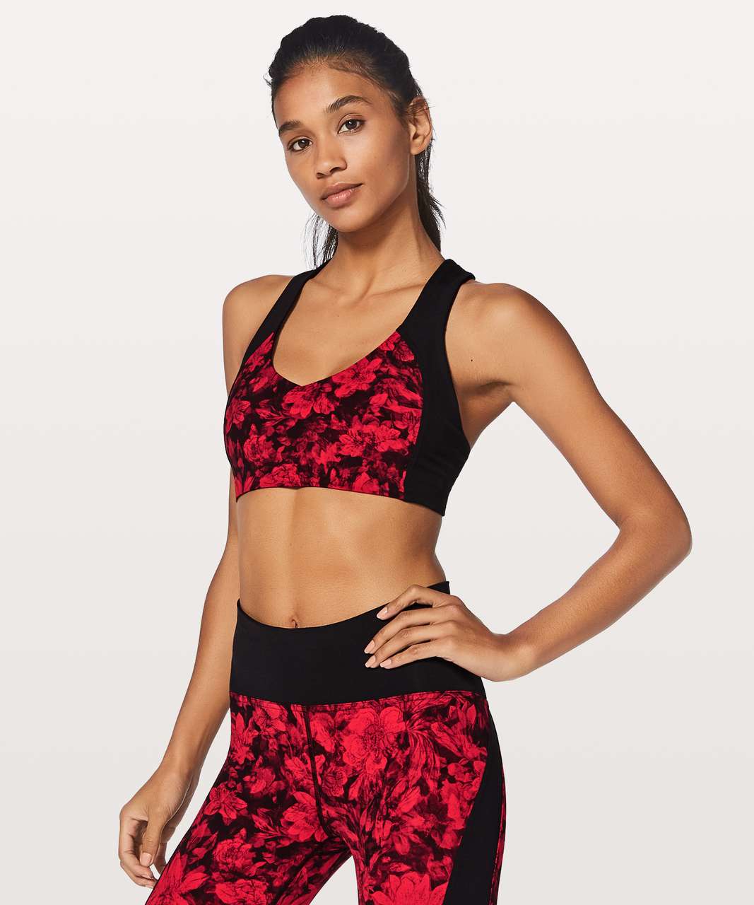 Lululemon Sweat Times Bra - CarmineTrue Red Black / Black - lulu fanatics