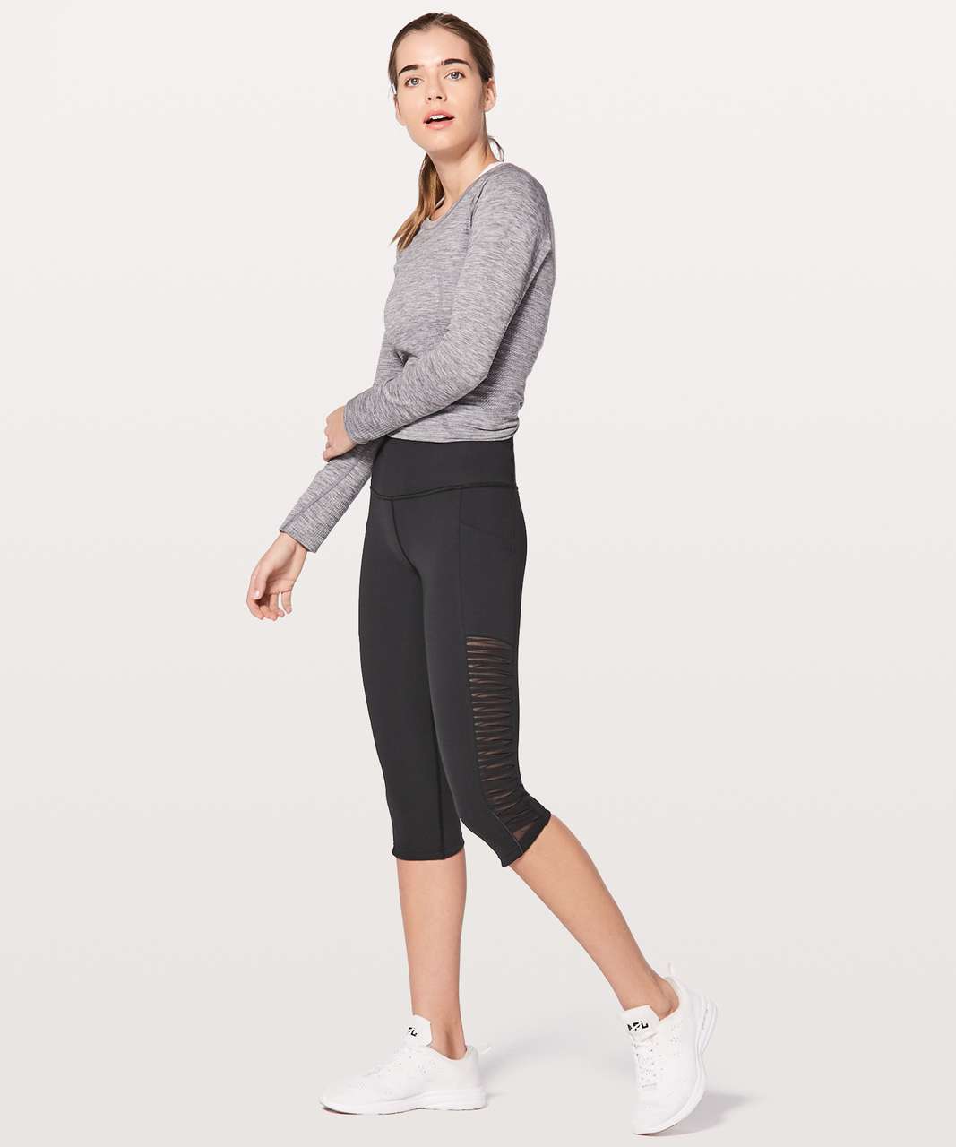 Lululemon Sharp Turns Crop 17" - Black