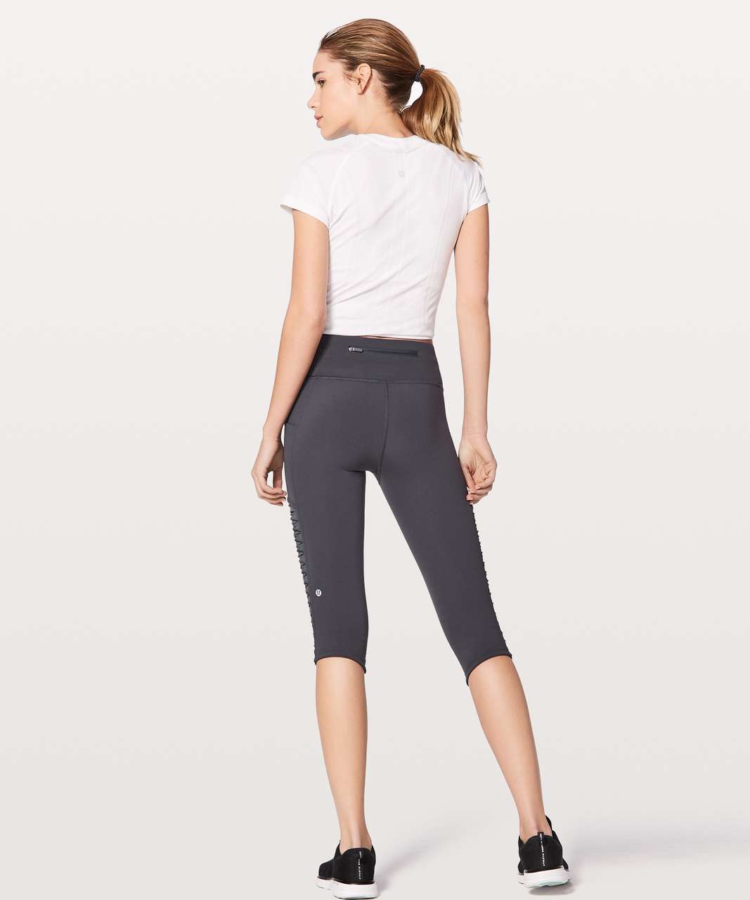 Lululemon Sharp Turns Crop 17" - Blue Tied