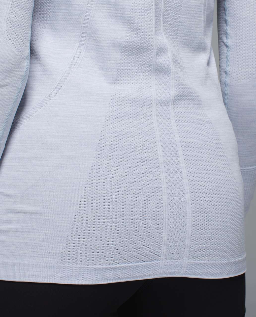 Lululemon Swiftly Tech Long Sleeve Crew - Heathered Silver Fox