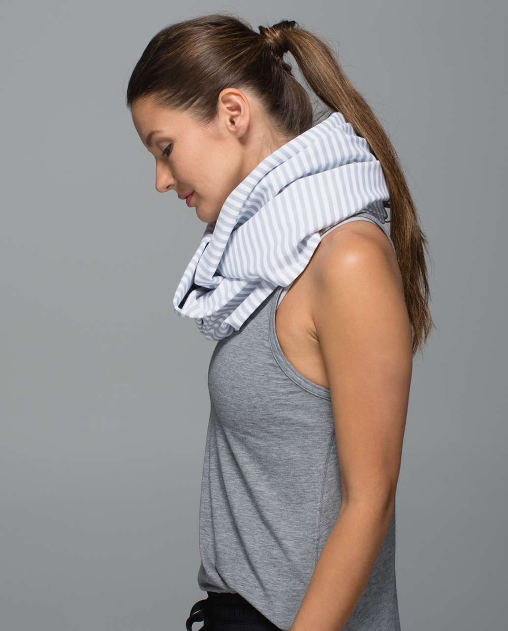 Lululemon Vinyasa Scarf Rulu - Classic Stripe White Silver Fox / White