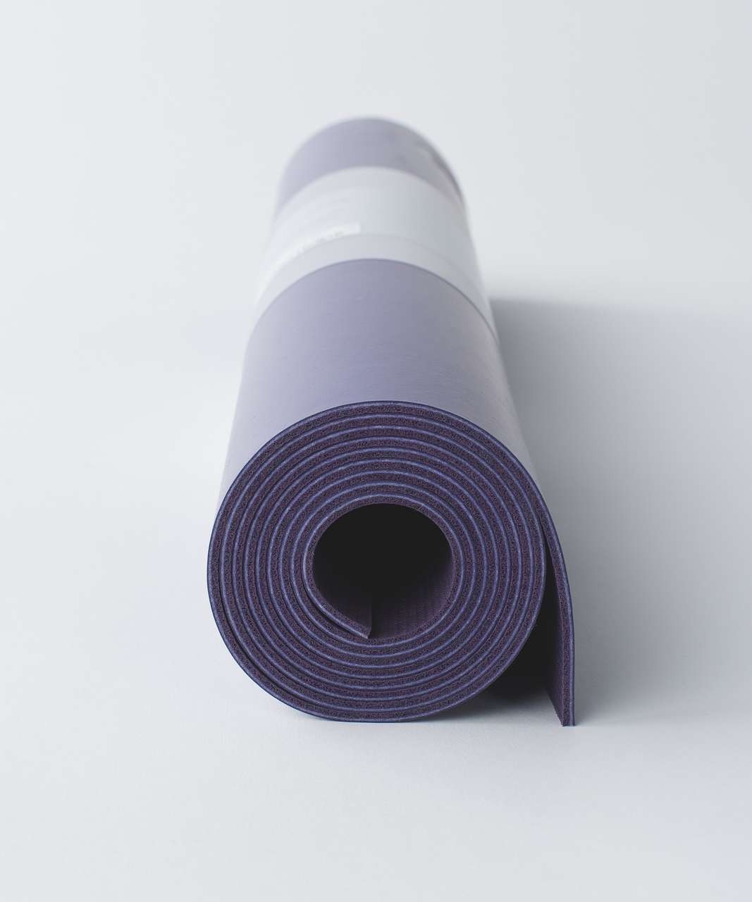 Lululemon The Reversible Mat 3mm - Boss Purple / Deep Zinfandel