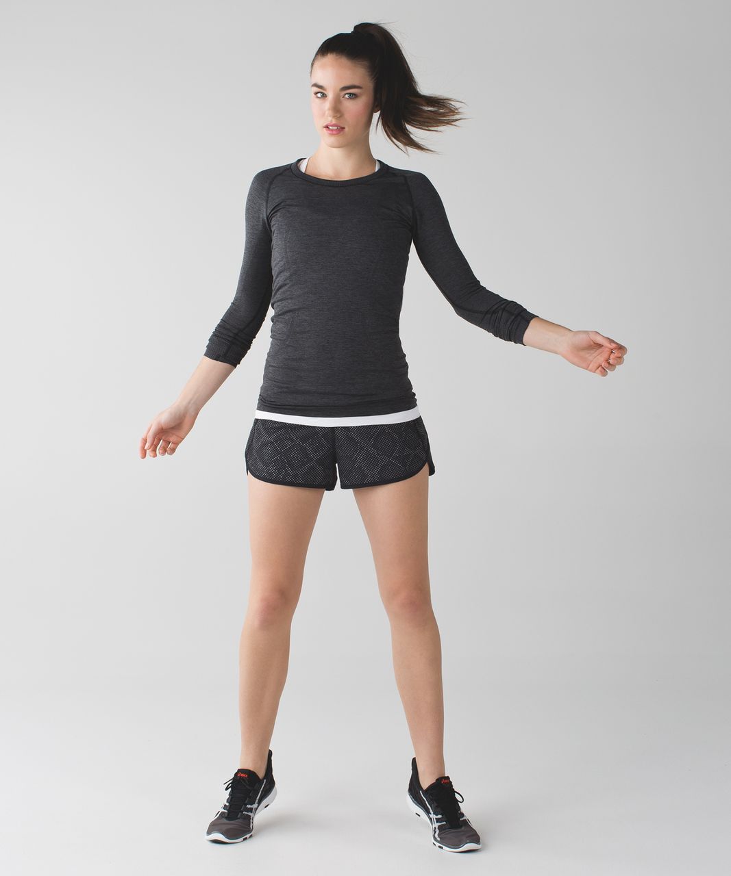 Lululemon Speed Short - Ravish Reptile Silver Black / Black - lulu fanatics