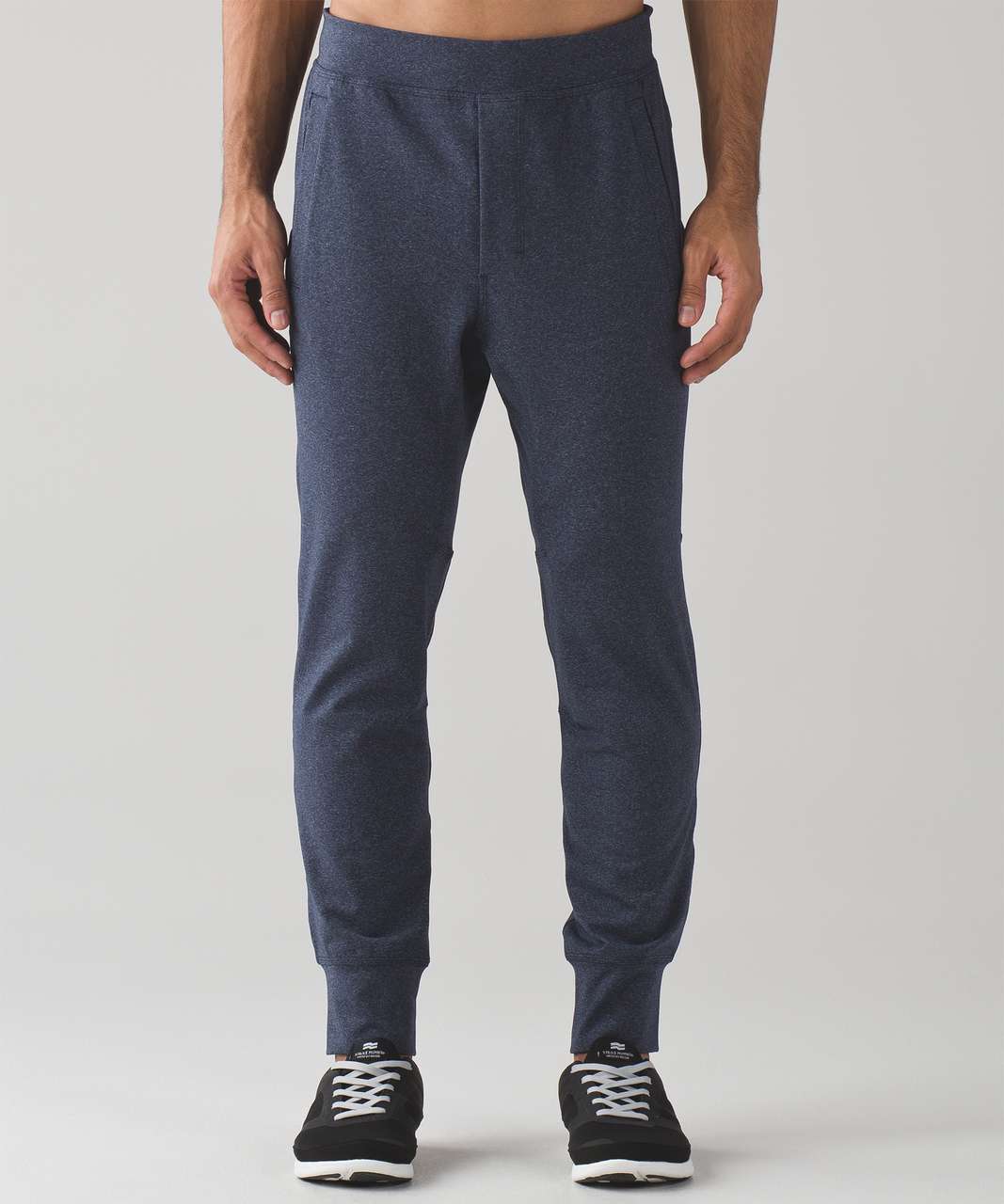 Intent Jogger from Lululemon on 21 Buttons