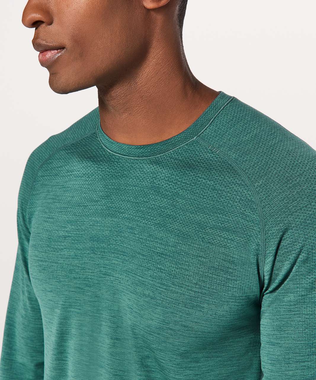 Lululemon Metal Vent Tech Long Sleeve - Antigua / Green Smoke