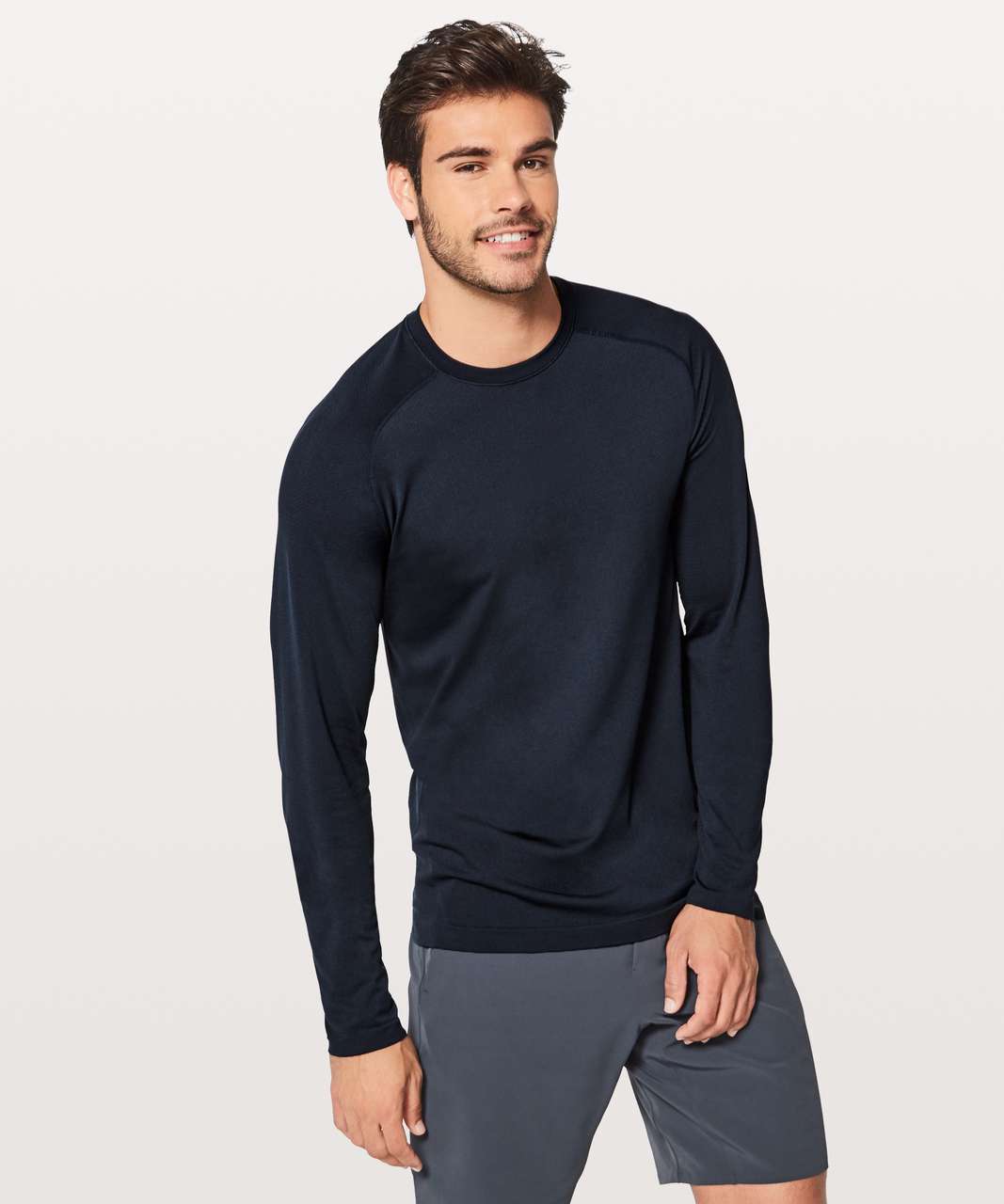 Lululemon Metal Vent Tech Long Sleeve - Nautical Navy / Nautical Navy ...