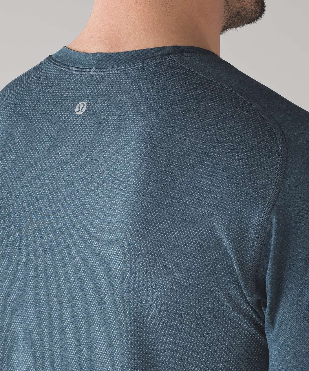 Lululemon Metal Vent Tech Long Sleeve - Iron Blue