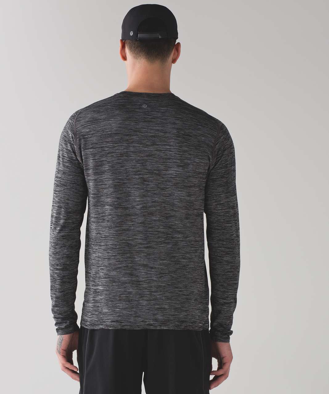 Lululemon Metal Vent Tech Long Sleeve - Heathered Black