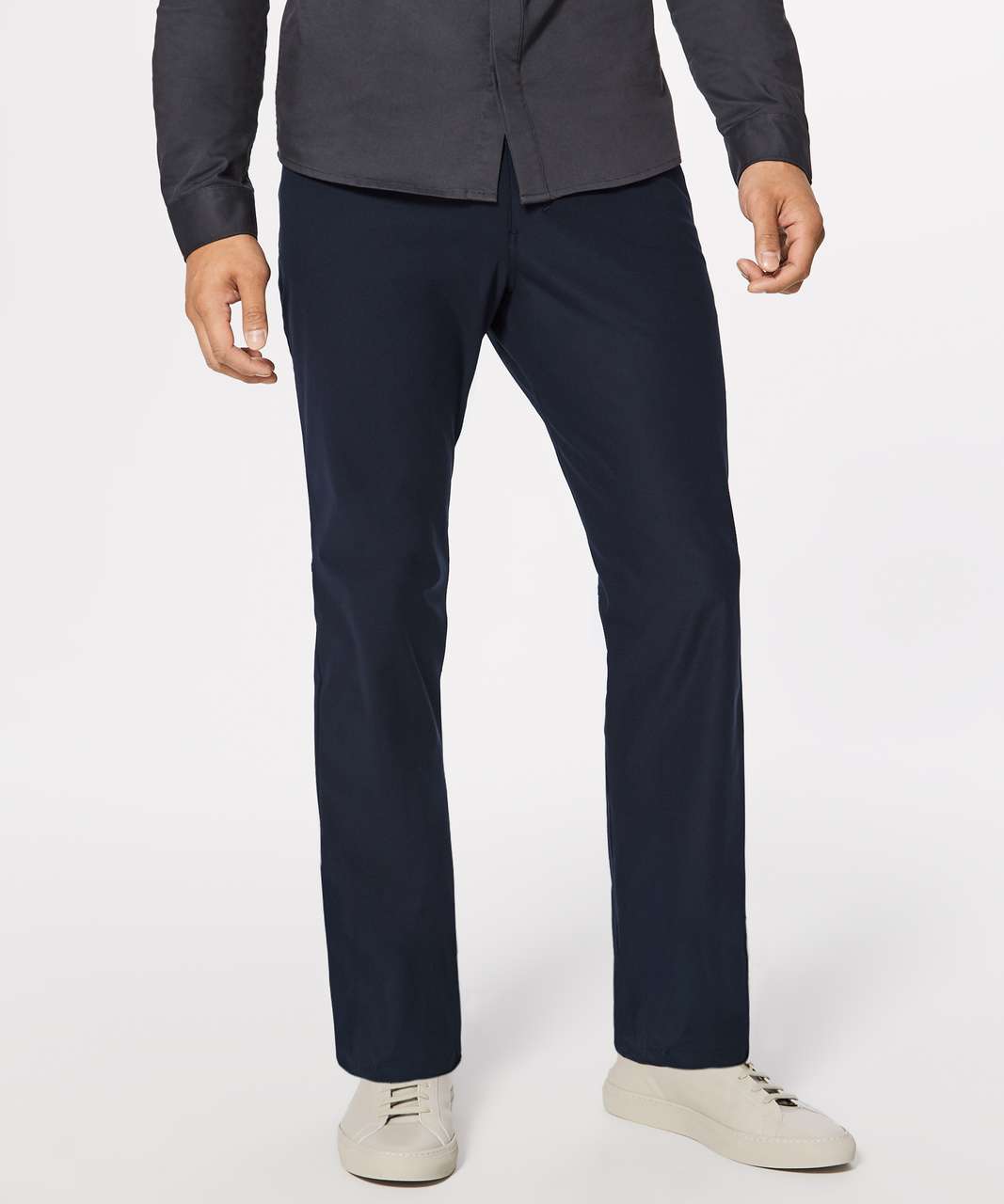 https://storage.googleapis.com/lulu-fanatics/product/30392/1280/lululemon-abc-pant-classic-34-classic-navy-020111-181330.jpg