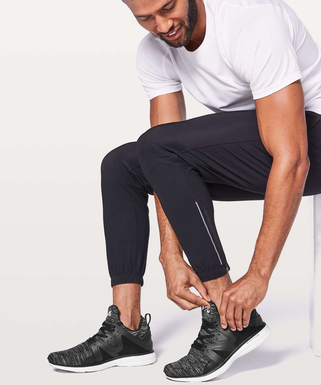 Lululemon Mens TechLoom Ascend Shoe - Black / Charcoal / Melange