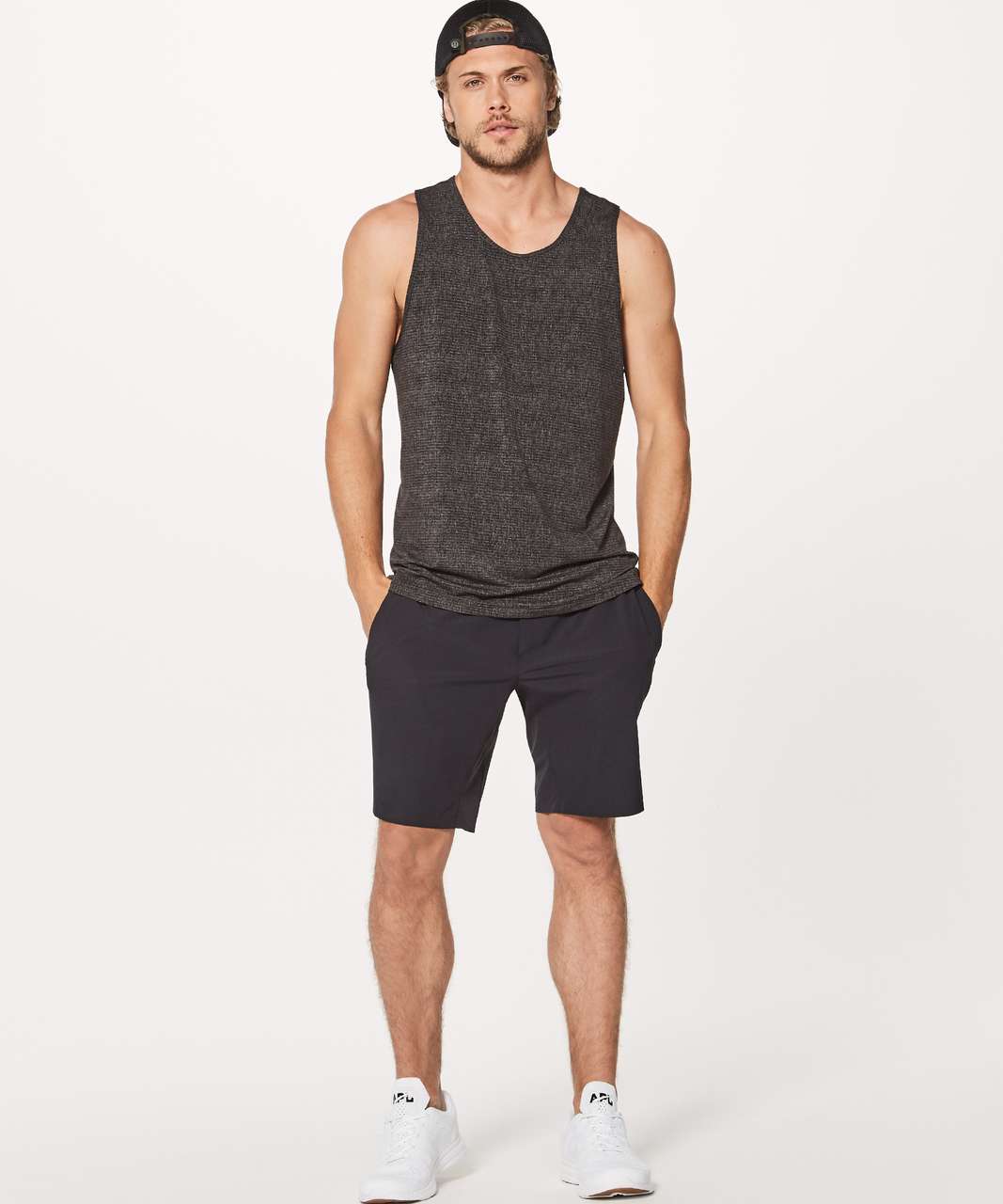 Lululemon In Mind Short 9" - Black