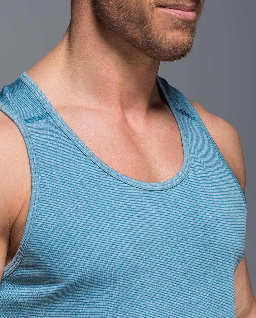 Lululemon Metal Vent Tech Tank - Heathered Tofino Teal