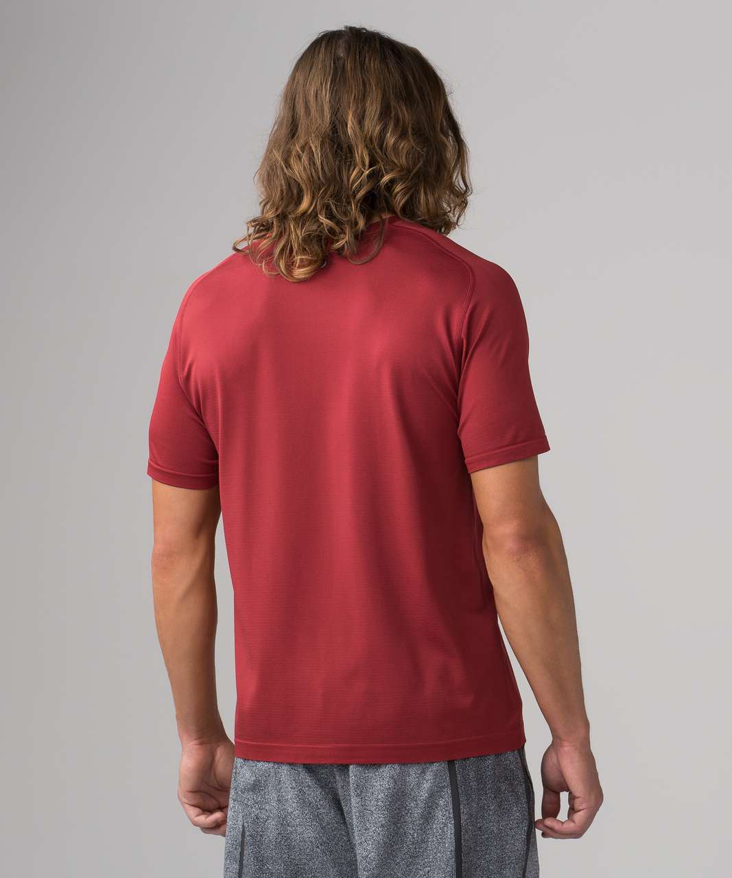 Lululemon Metal Vent Tech Short Sleeve - Game Day Red / Game Day Red