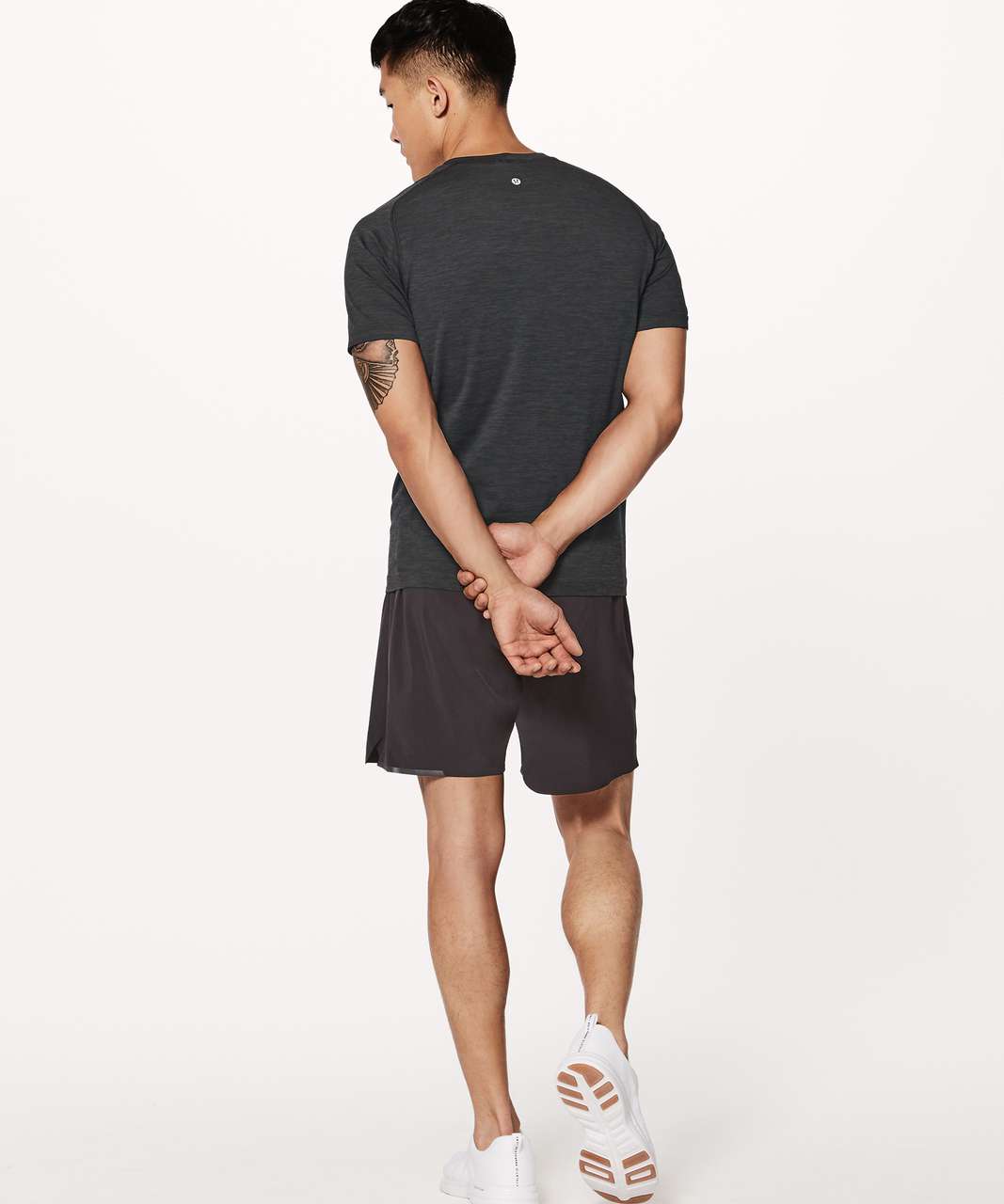  Lululemon Mens Metal Vent Tech Long Sleeve Shirt (Deep Coal  Black, L) : Clothing, Shoes & Jewelry