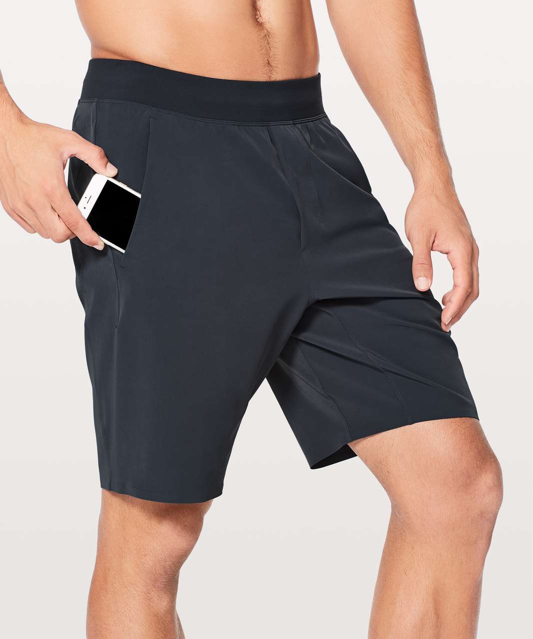 Lululemon Men's Haul - License to Train Shorts Review (Including A Better  Alternative) 