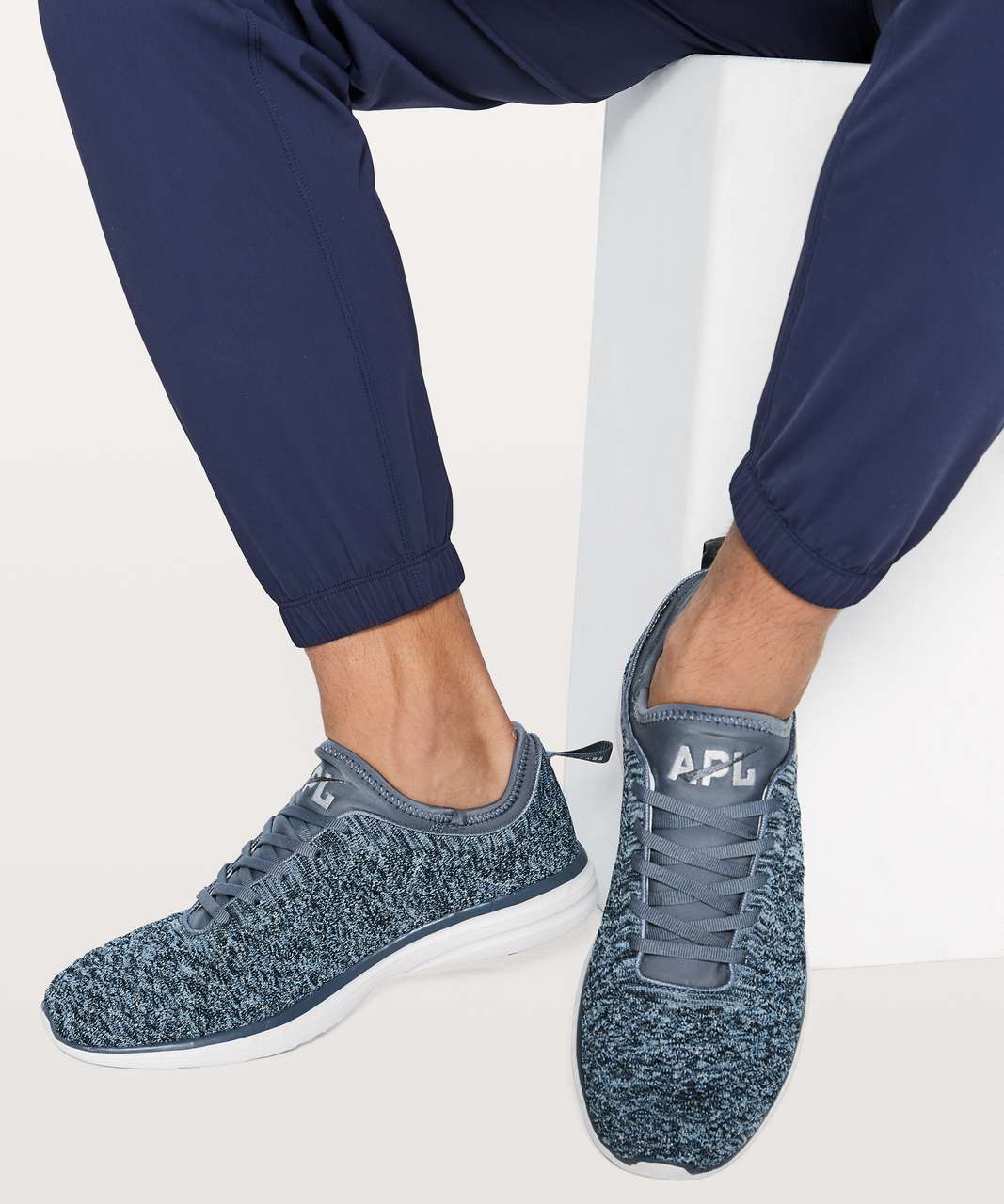 lululemon sneakers mens