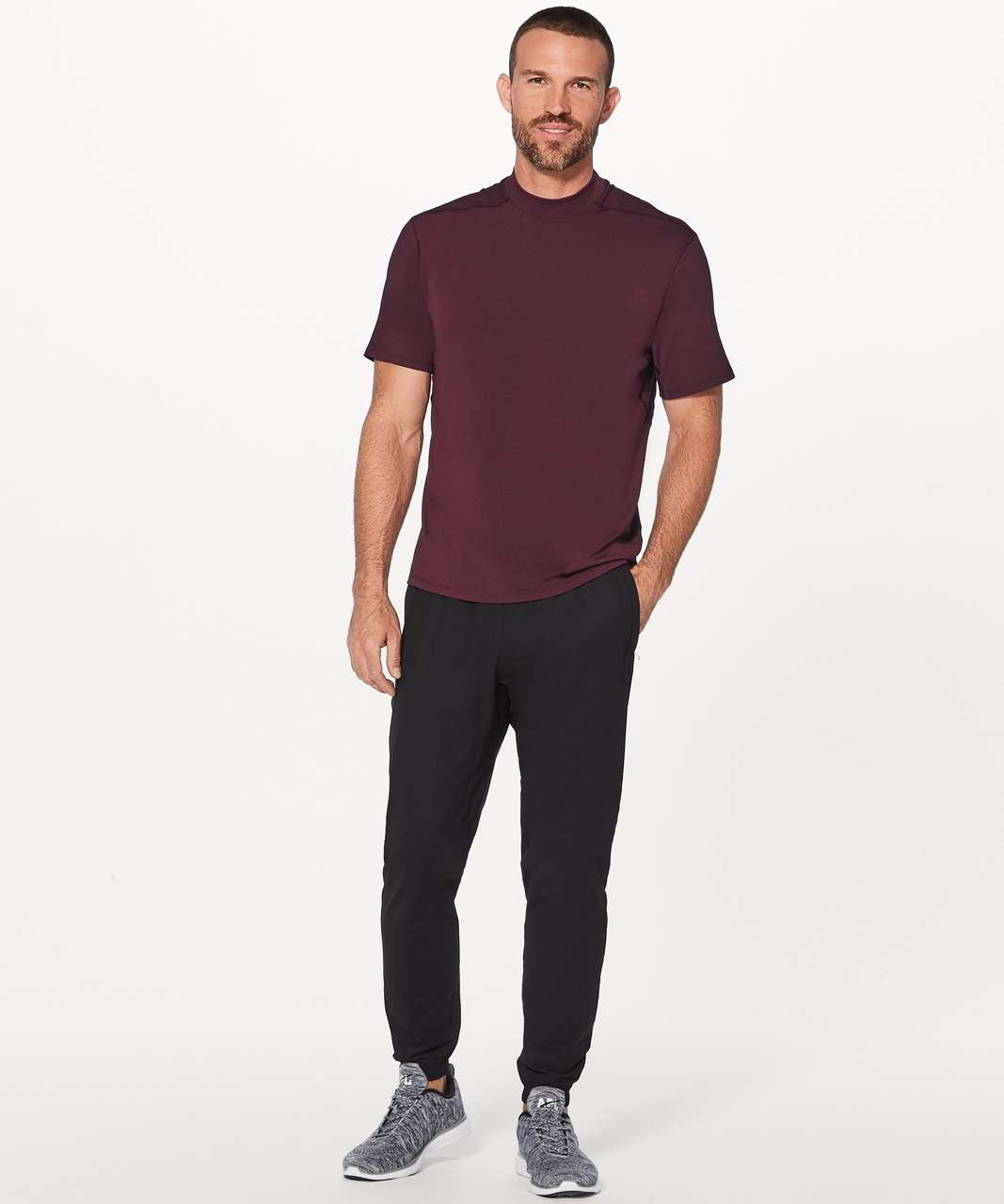 Lululemon License To Move Short Sleeve - Garnet