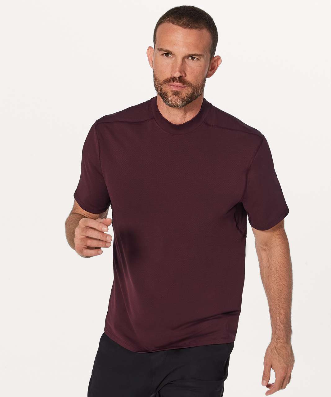 Lululemon License To Move Short Sleeve - Garnet