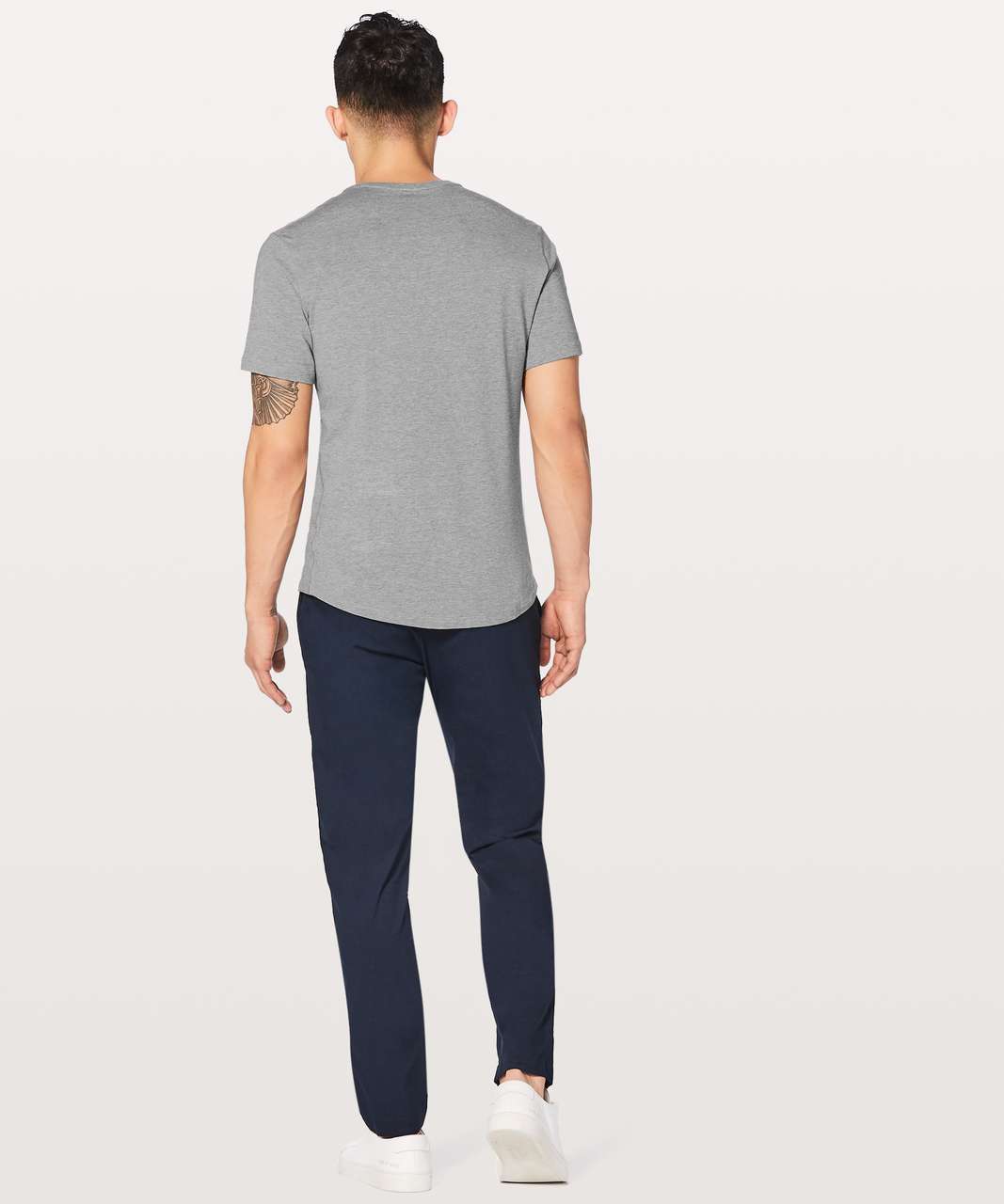 Lululemon 5 Year Basic V *Updated Fit - Heathered Medium Grey