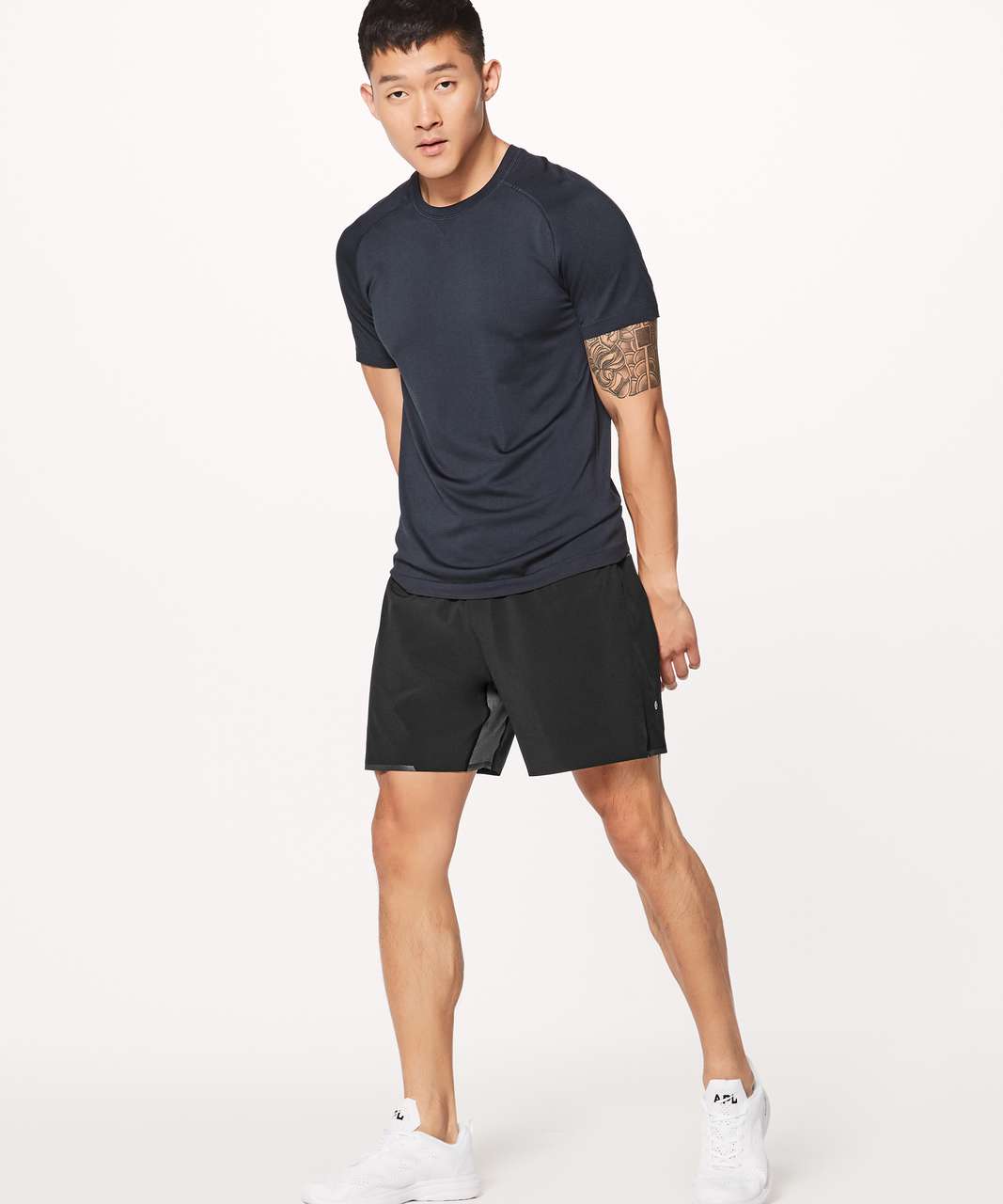 Lululemon Surge Short Light 7 *liner In Black