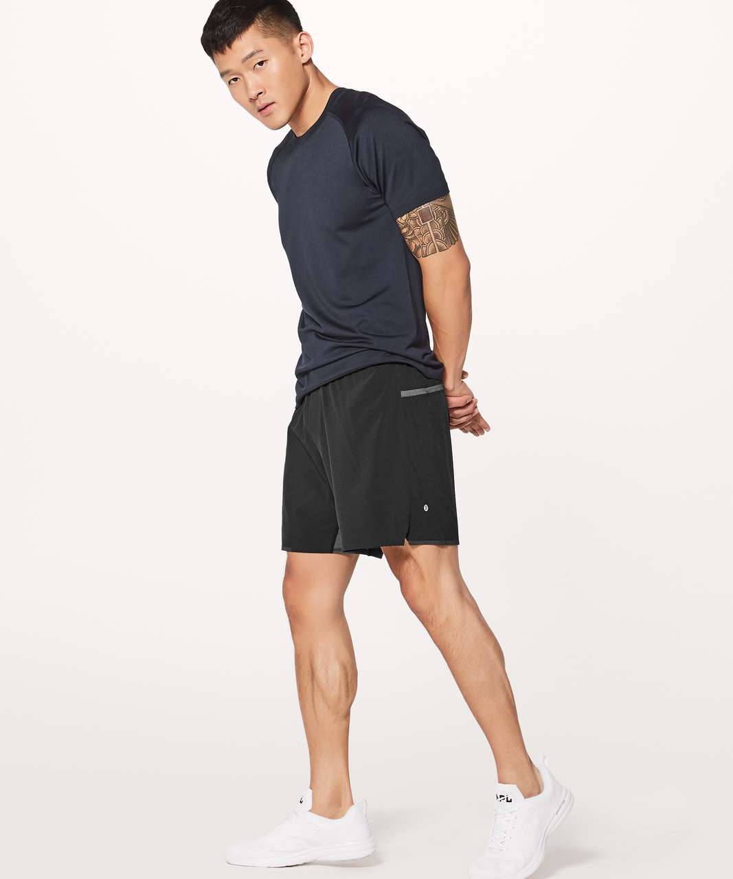 Lululemon Surge Short Light 7 *liner In Black