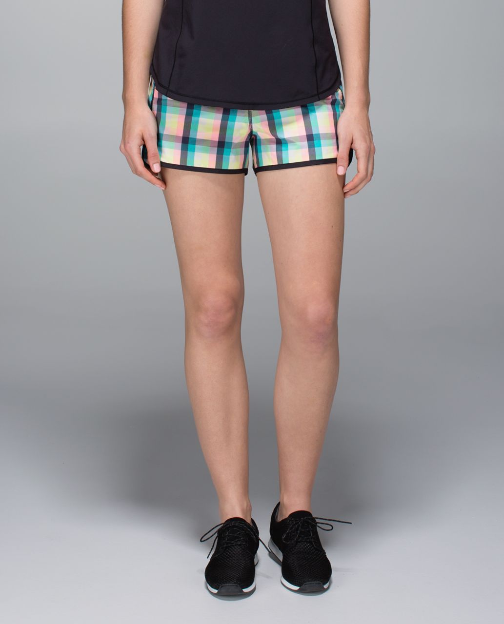 lululemon plaid shorts