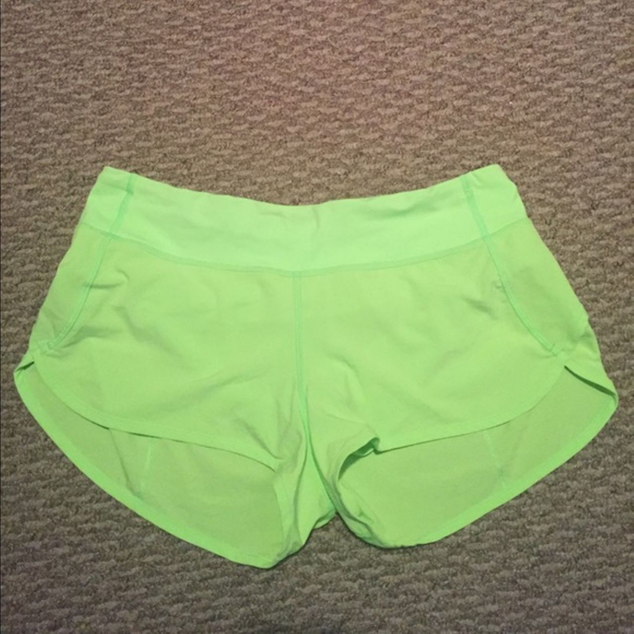 Lululemon Run: Speed Short - Zippy Green - lulu fanatics