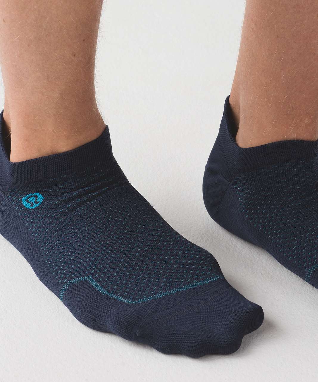 Lululemon Surge Sock *Silver - Nautical Navy / Bomber Blue