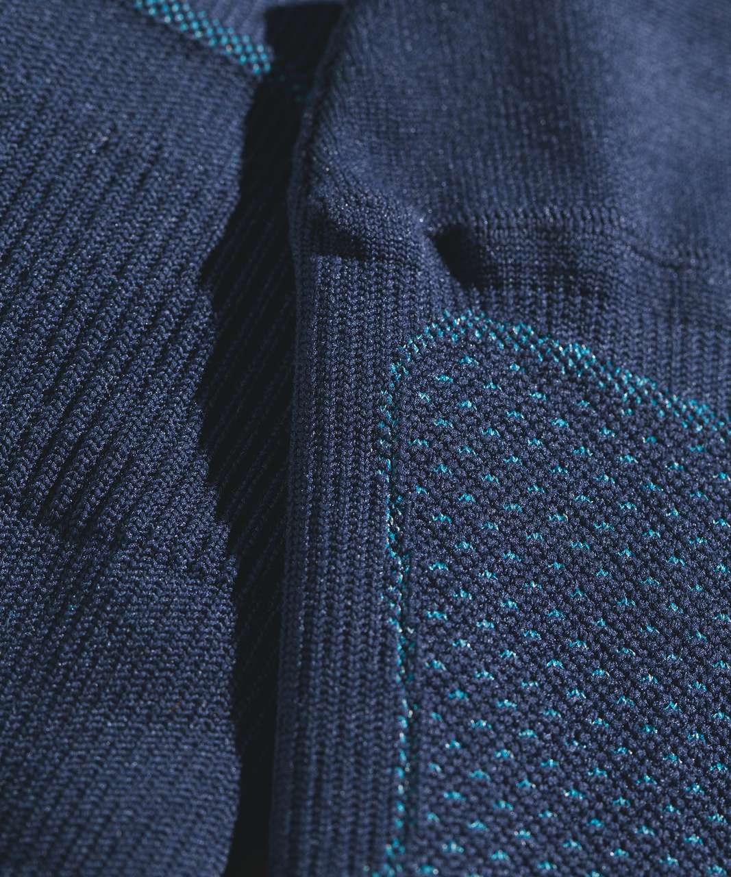 Lululemon Surge Sock *Silver - Nautical Navy / Bomber Blue