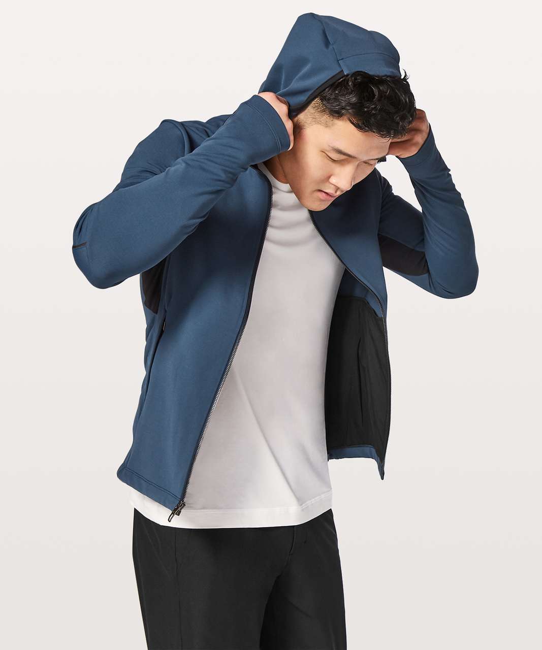 https://storage.googleapis.com/lulu-fanatics/product/31358/1280/lululemon-cover-ground-jacket-true-navy-031382-185936.jpg