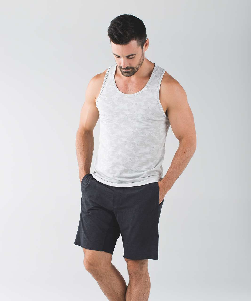 Lululemon T.H.E. Short 9" - Heathered Texture Printed Coal Black