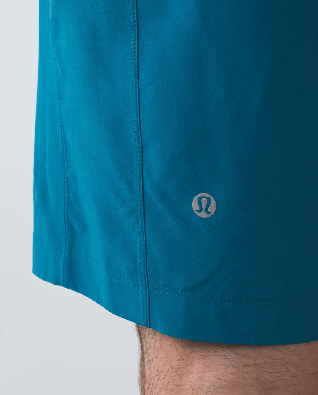 Lululemon T.H.E. Short 9" - Tofino Teal