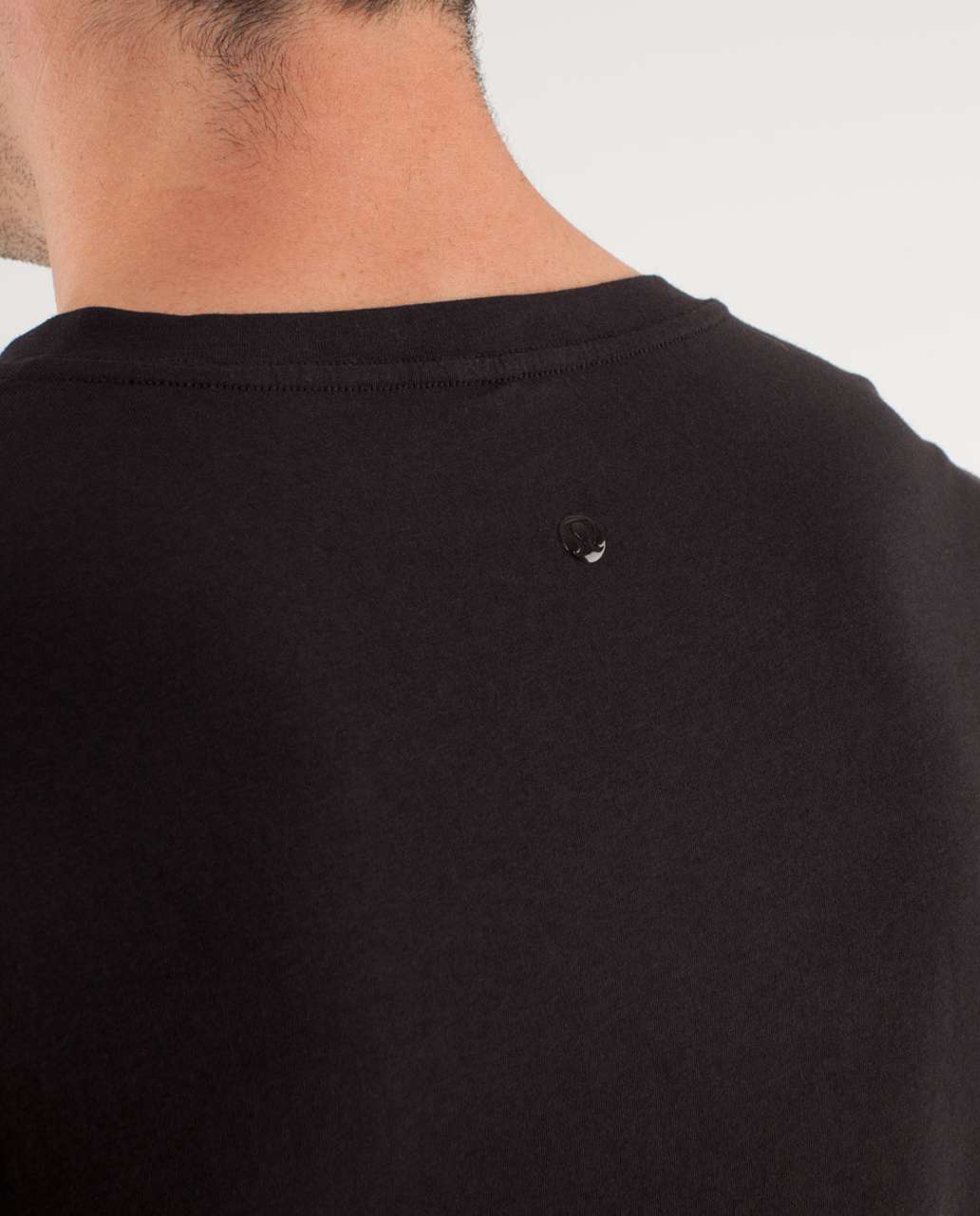 Lululemon 5 Year Basic V - Black (Second Release)