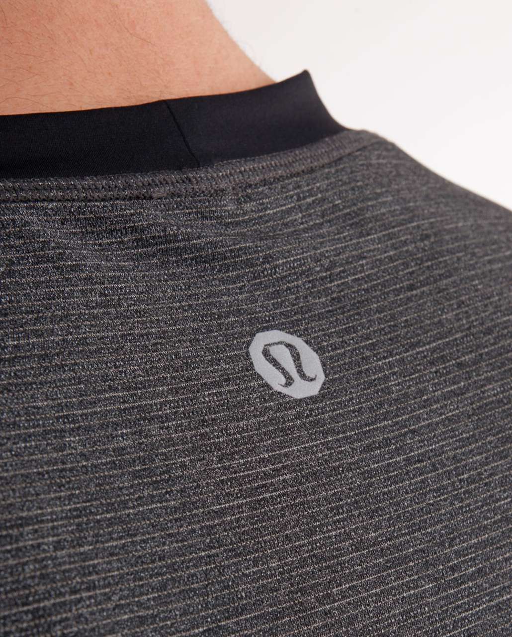 Lululemon Bolt Tech Short Sleeve - Heathered Black