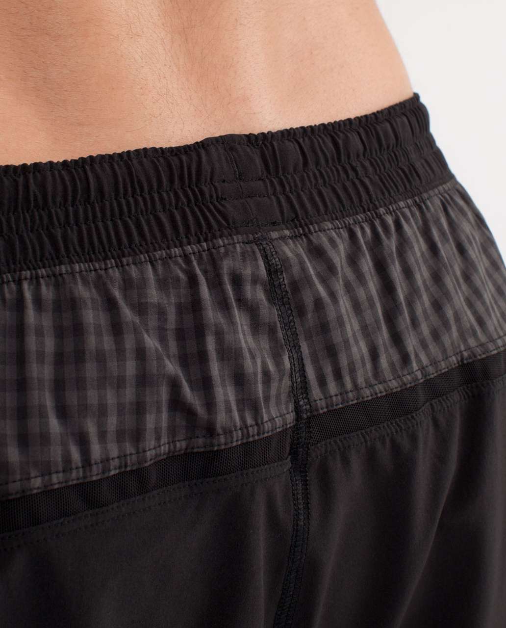 Lululemon Run:  Response Short - Black / Fourth Gingham Soot Black