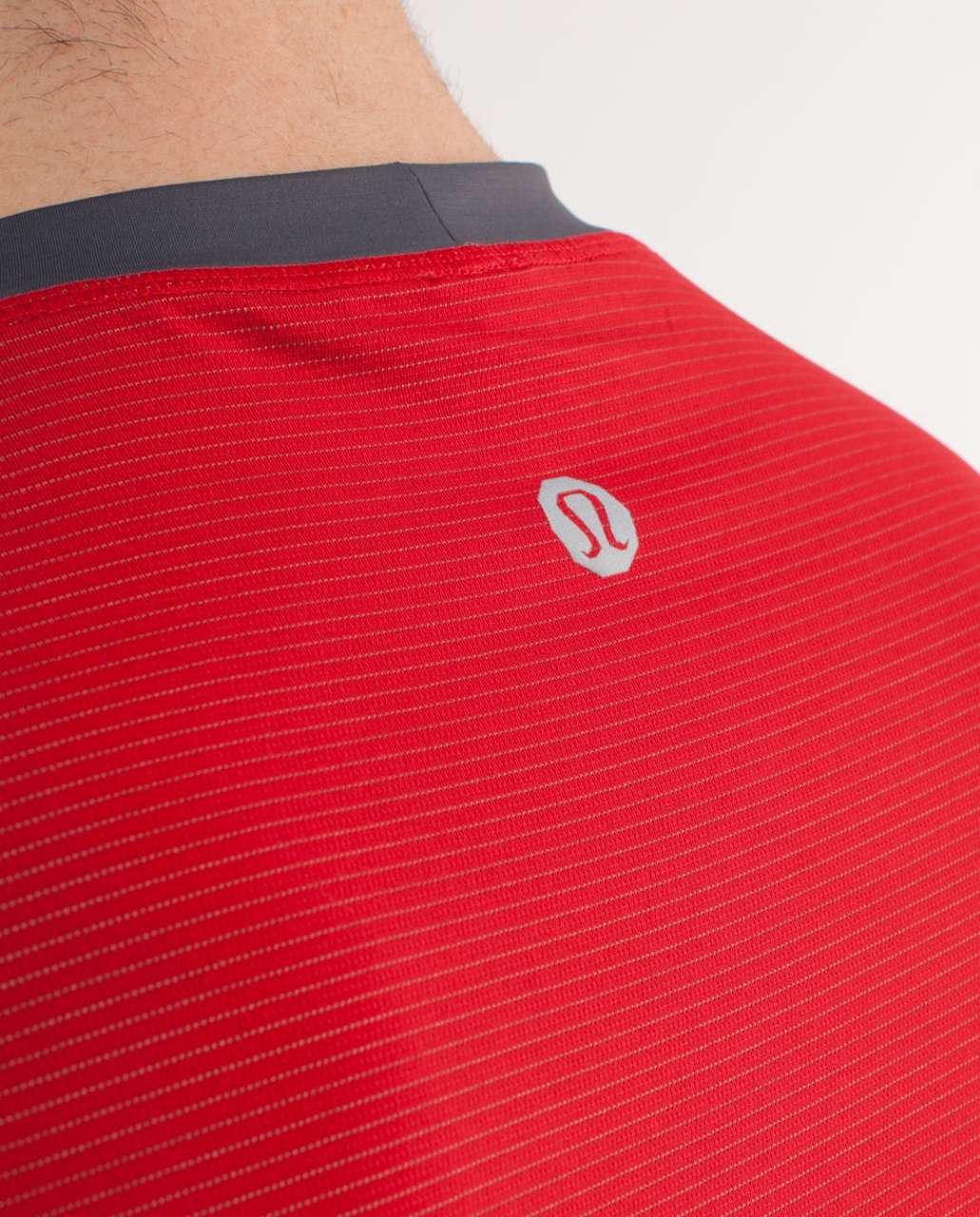 Lululemon Bolt Tech Short Sleeve - Chili / Invisible Branches